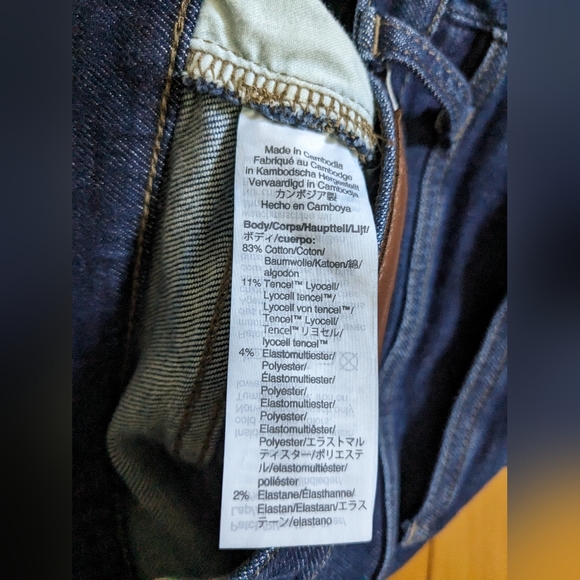 Madewell 9" Mid-Rise Skinny Jeans in Orland Wash: TENCEL™ Denim Edition - Picture 7 of 8